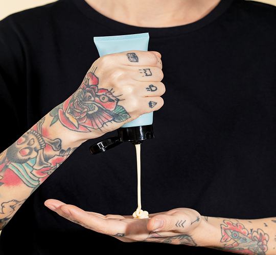 Crema cicatrizante para tatuajes